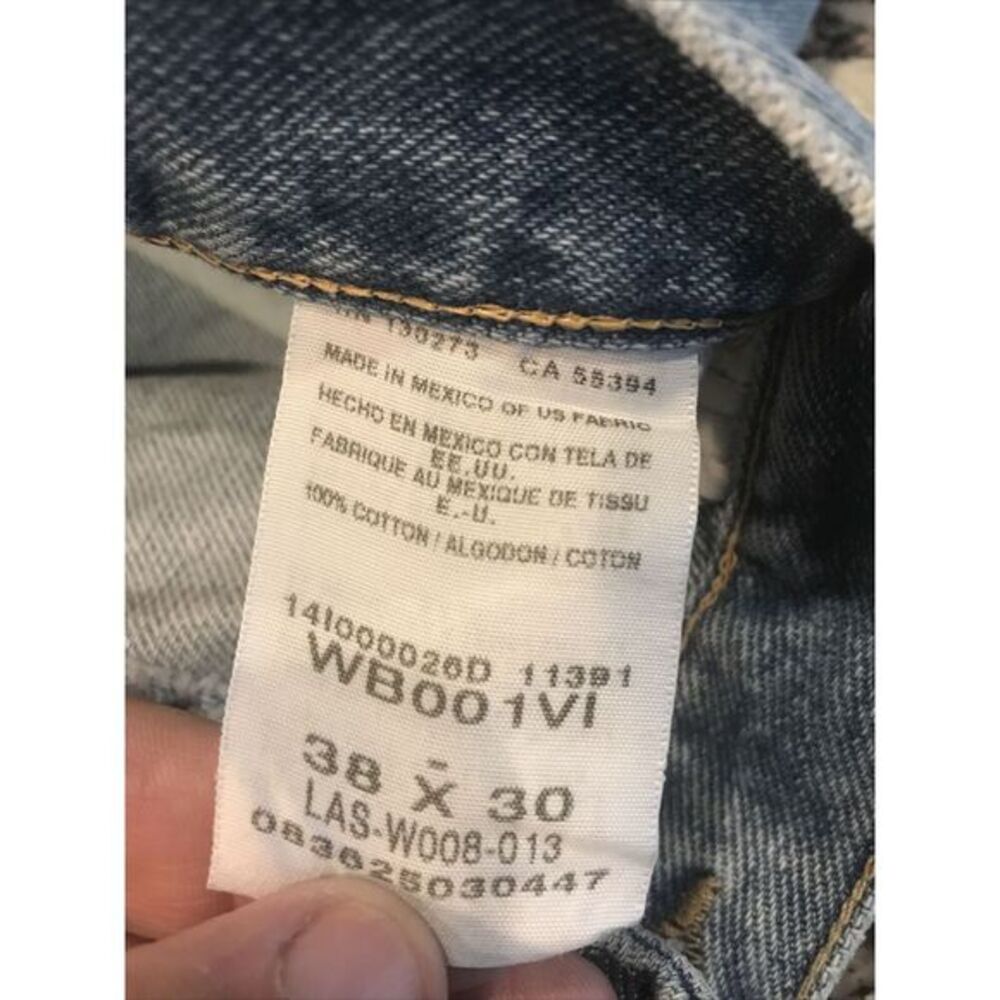 New Wrangler Blues Mens 38X30 Blue Straight Leg Relaxed Fit Cotton Light Wash - Picture 9 of 10